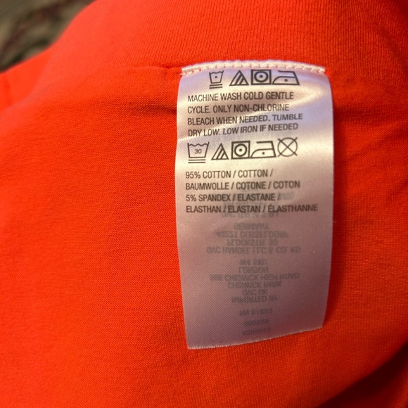 Denim & Co.2 piece set. Orange Skorts paired with Denim & Co bold flowered top - Picture 10 of 12